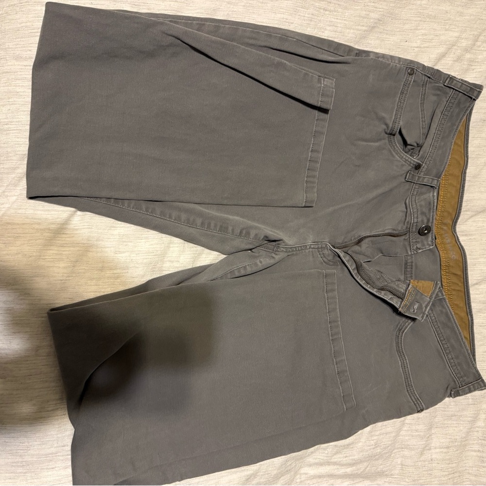 GH Bass Gray chinos